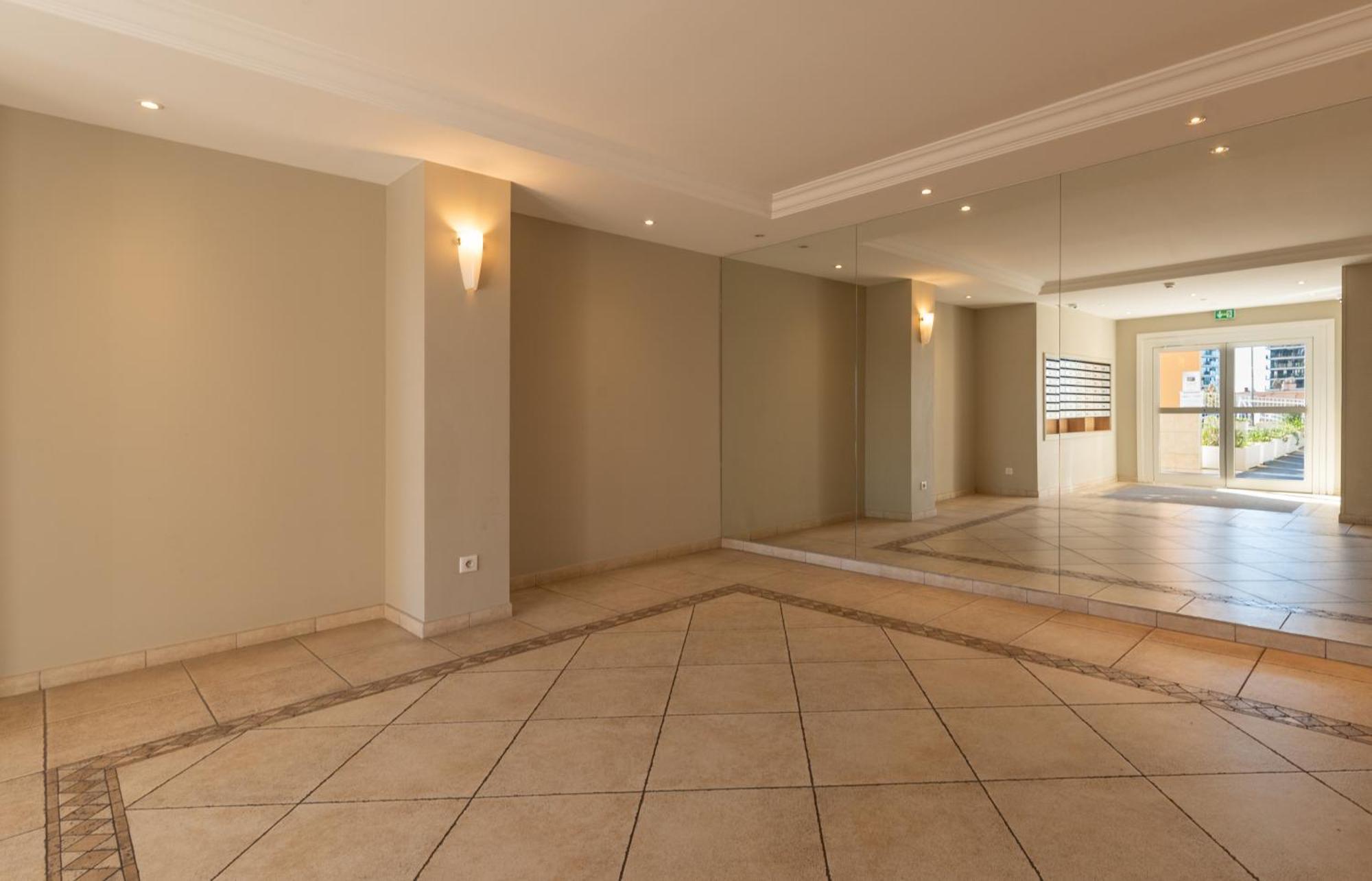 Monaco Border Luxury Suite - Sea View - Pool Beausoleil Exterior photo